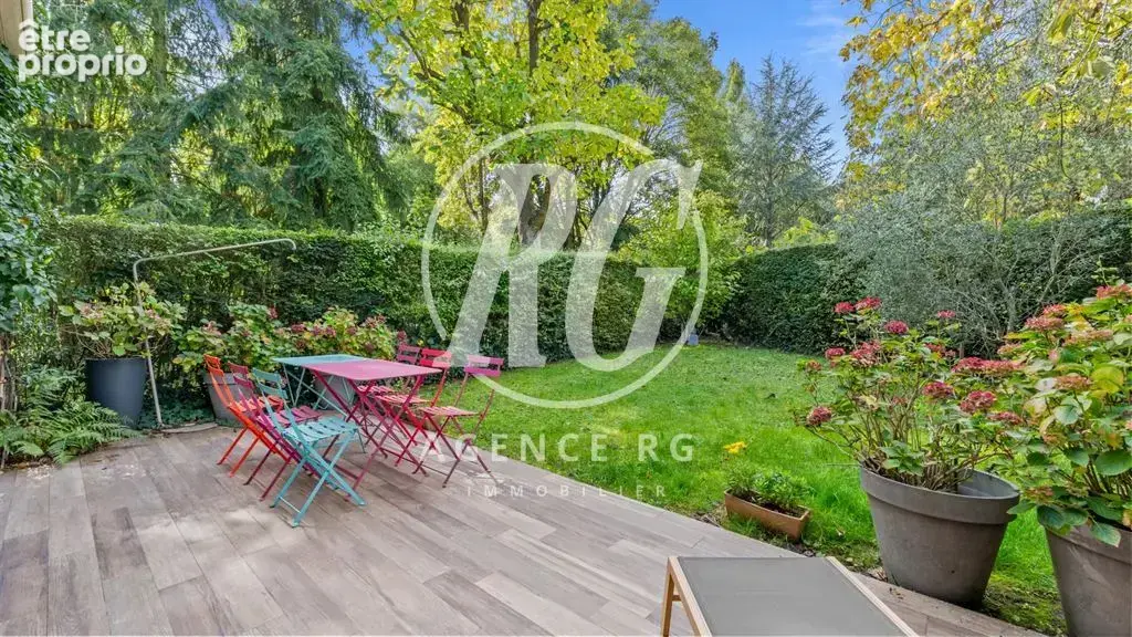 Maison familiale dans résidence de standing avec piscine et tennis - photo 4