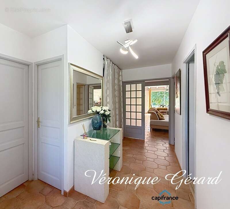 Maison Plain-Pied de 173 M² 6 chambres sur plus de 3000 m² de terrain - photo 6