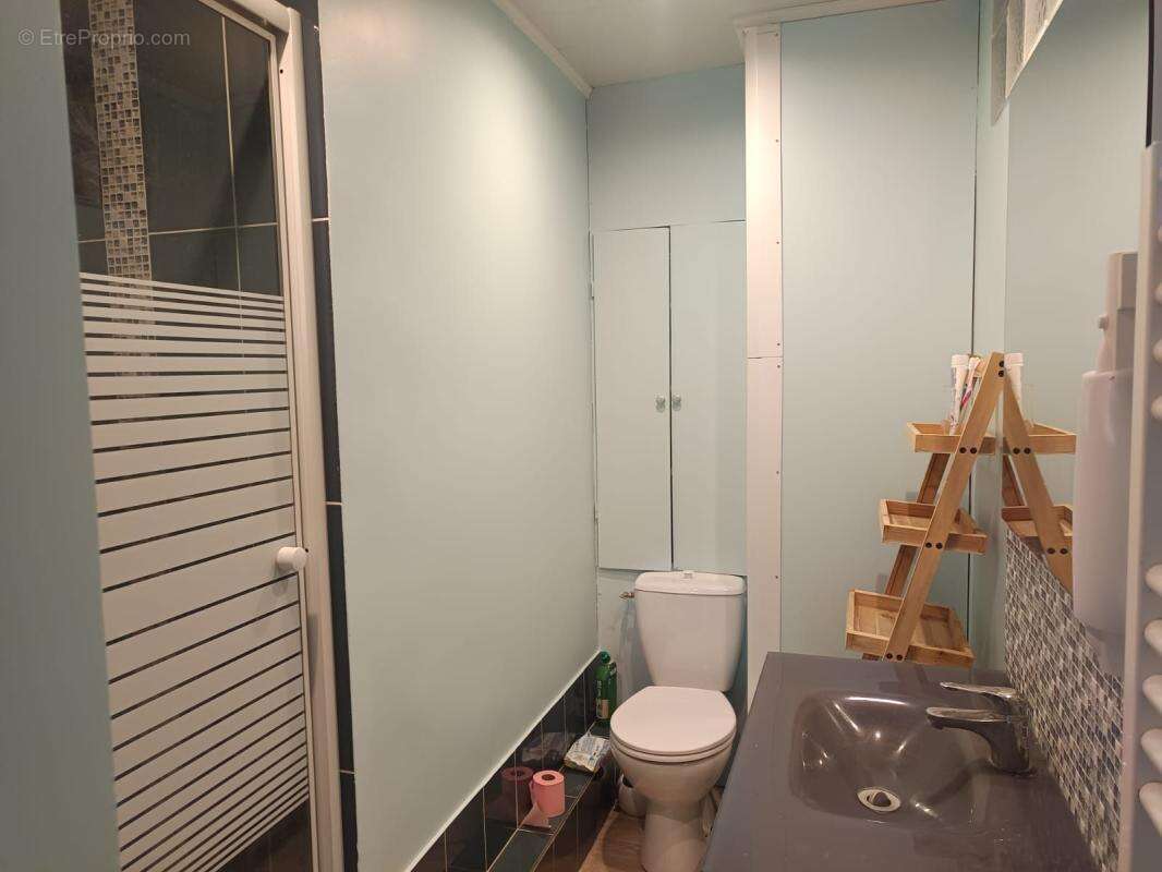 Appartement à VARAVILLE