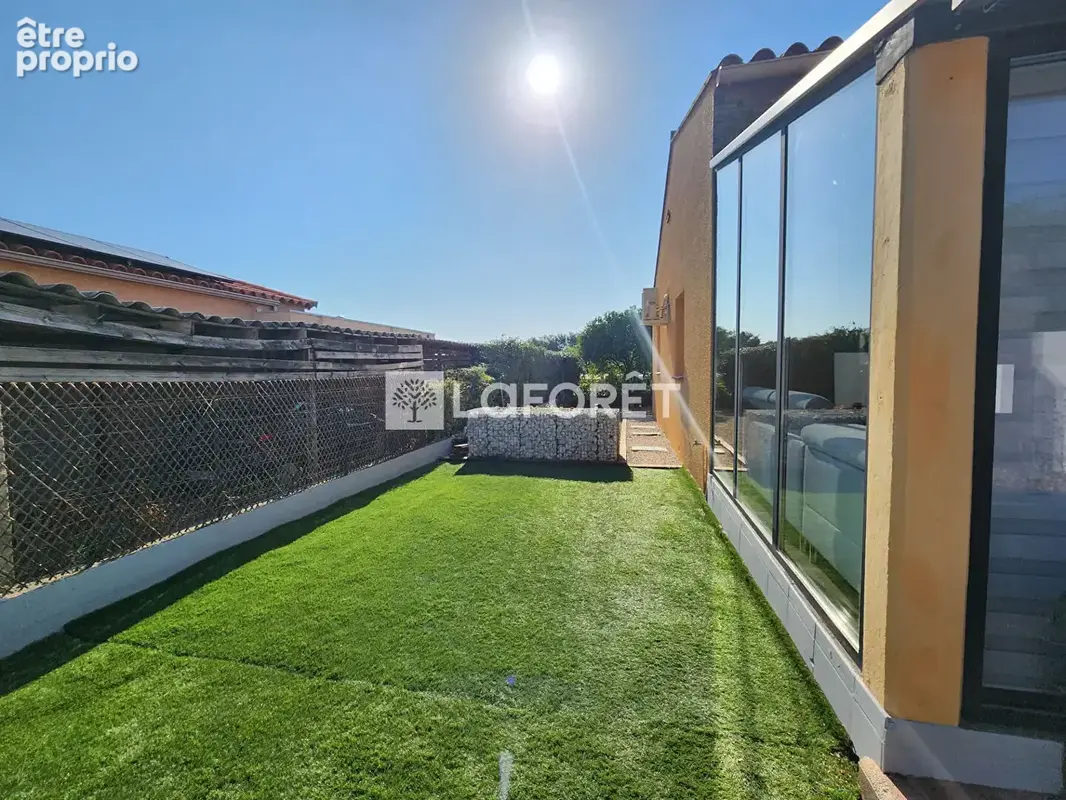 Maison 3 faces avec terrasse, garage et vue dégagée ! - photo 10