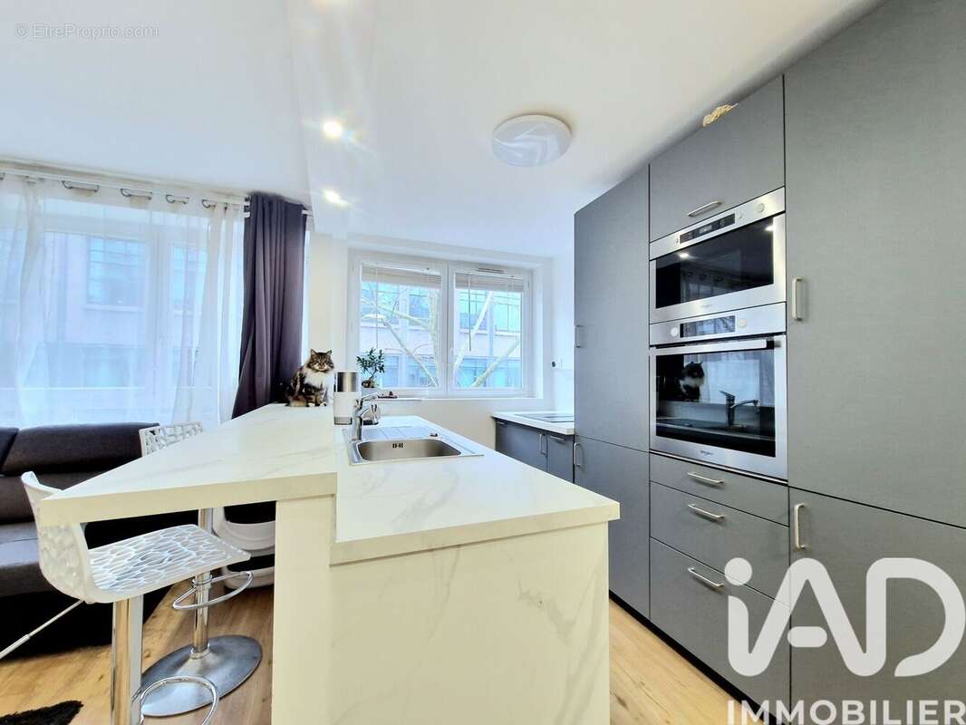 Photo 2 - Appartement à MONTROUGE