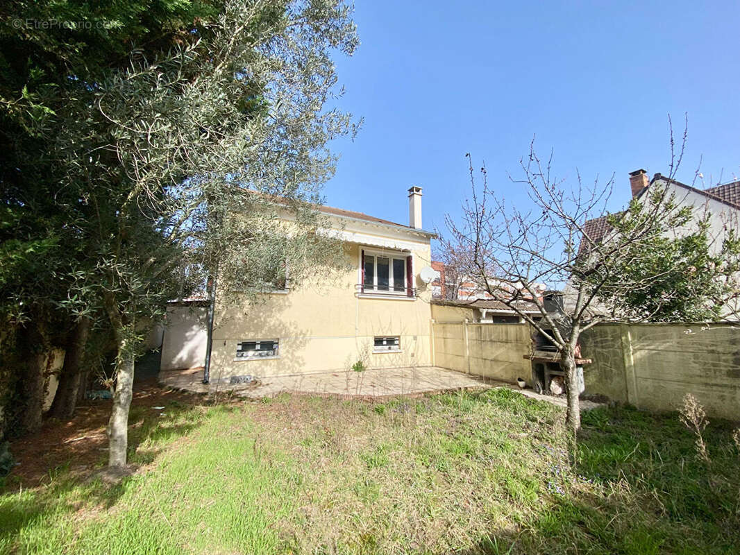 Maison à BEZONS