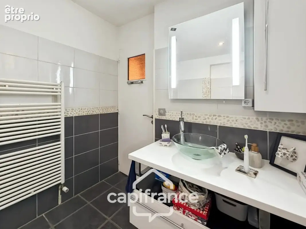 Appartement en plain-pied à vendre 4 pièces GIVORS (69) - photo 9