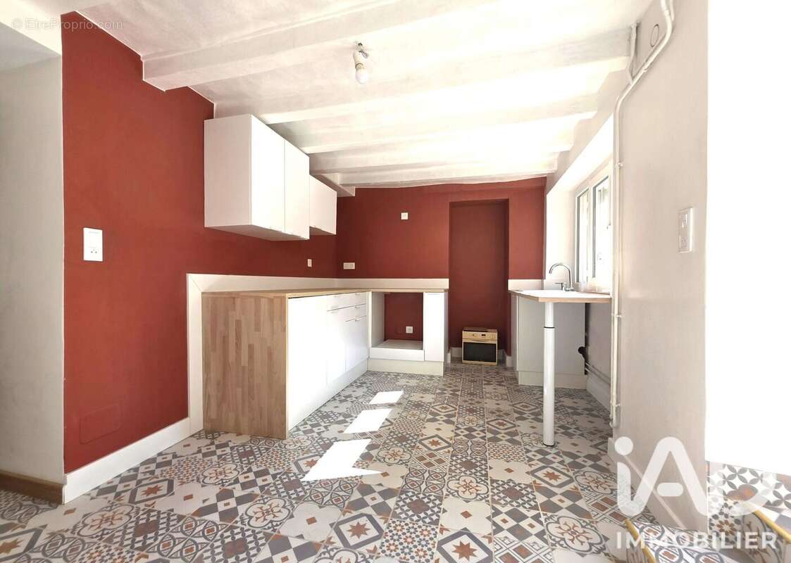 Maison 88 m² à Loue  - photo 7