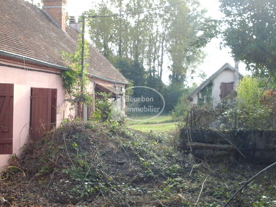 Maison à PIERREFITTE-SUR-LOIRE