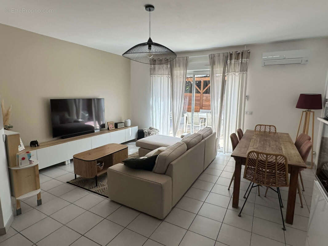 Beau duplex de type 4 avec terrasse et parkings - photo 4