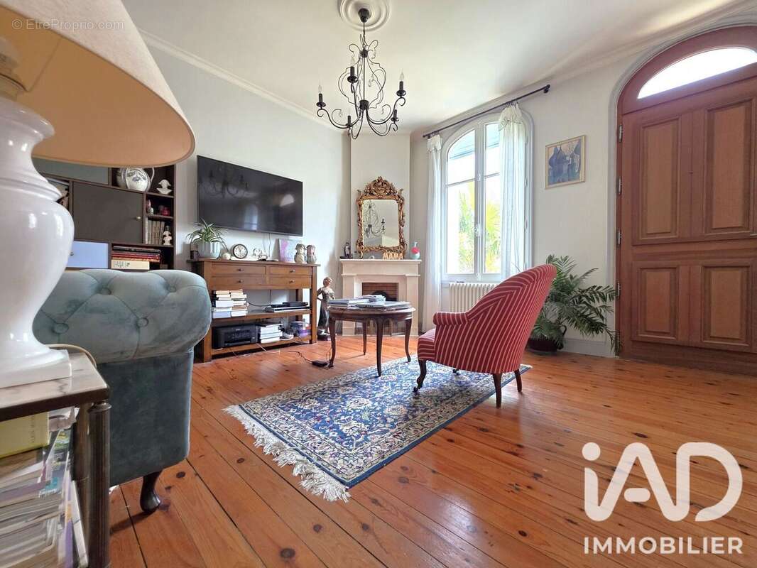 Maison 194 m² à Fouras  - photo 3