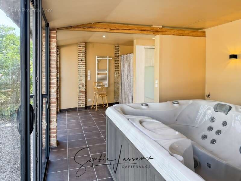 Demeure de caractère à vendre à Bézu-Saint-Éloi – 9 pièces, 5 chambres, parc de près de 6 000 m² avec maison d'amis et espace bi - photo 6