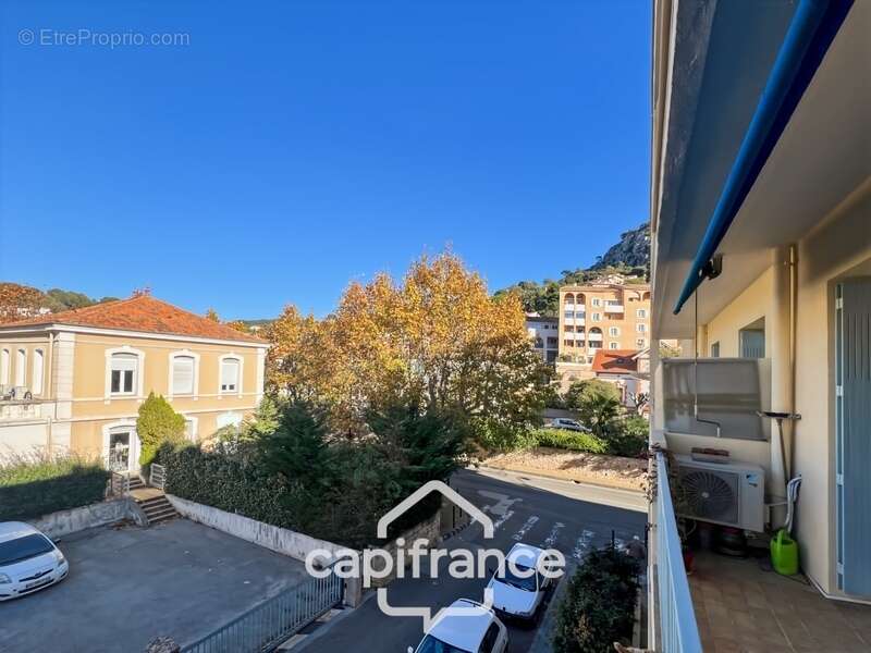 Appartement à HYERES