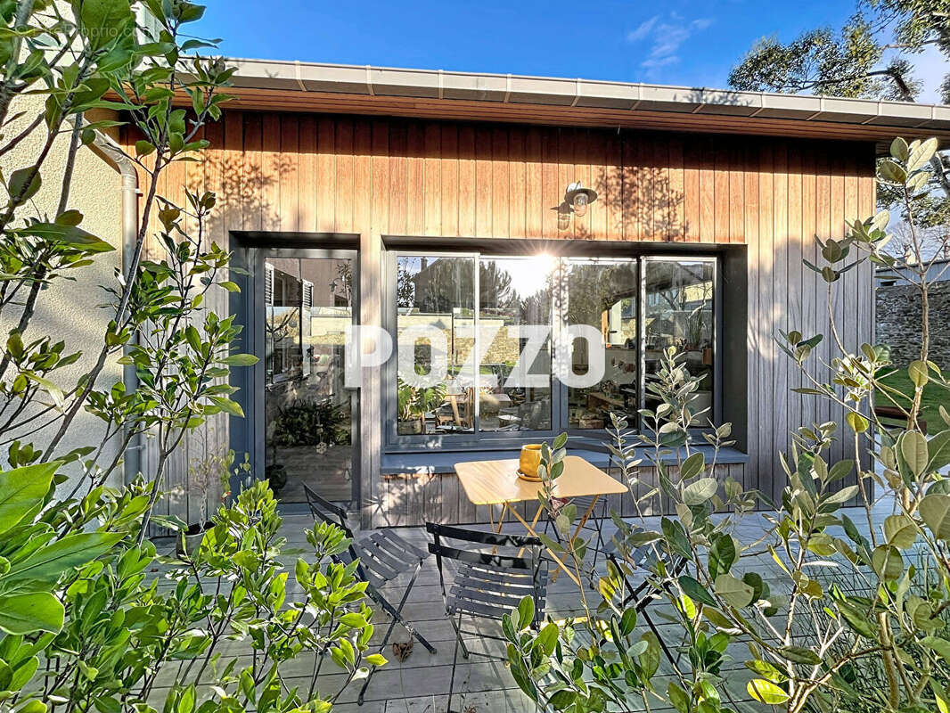 Maison à SAINT-PAIR-SUR-MER