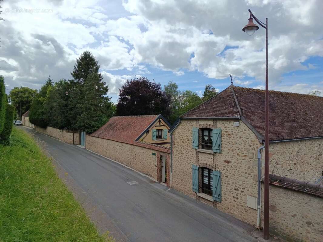 Propriété - Sézanne (51120) - Ref 2294 - photo 17