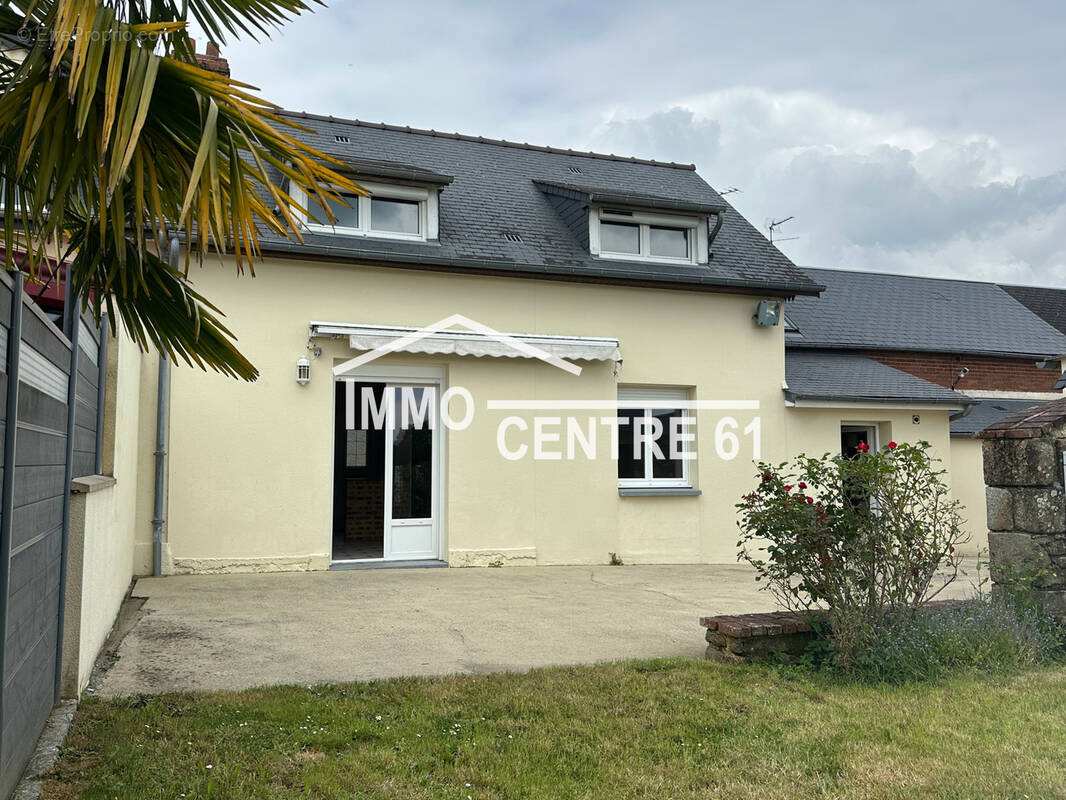 Maison à LA FERTE-MACE
