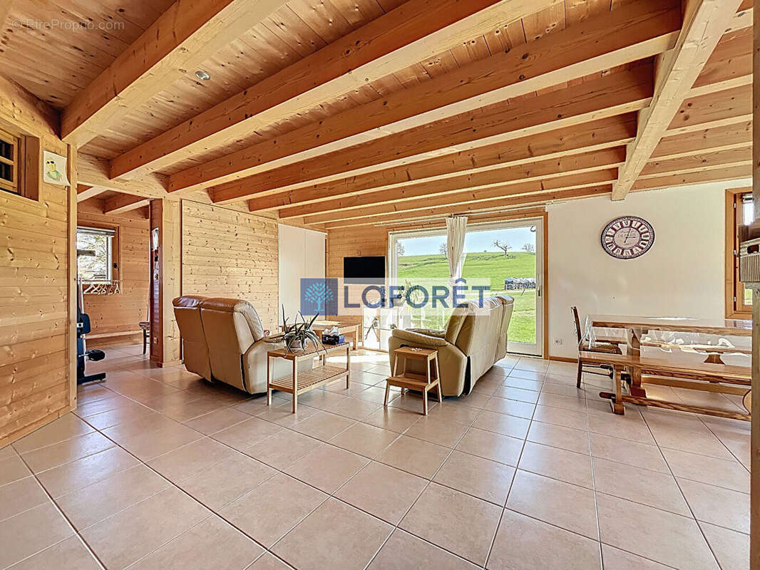 Fronville Chalet 150 m² - photo 3