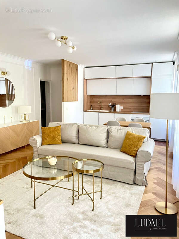 séjour  - Appartement à PARIS-17E