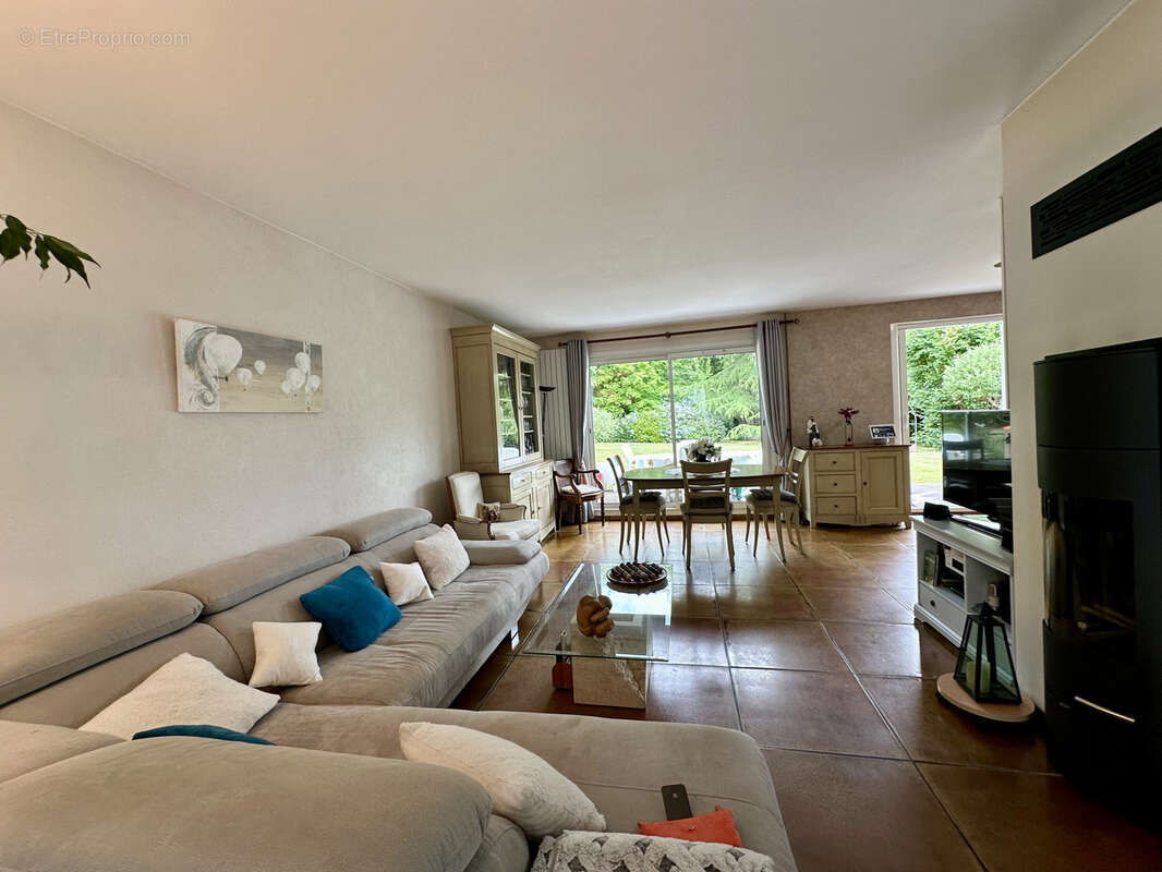 Maison à BOISSISE-LE-ROI