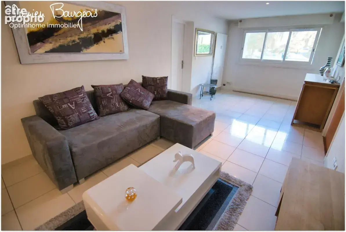 Appartement t3 de 79 m² en rez-de-chaussée avec place de parking - photo 1