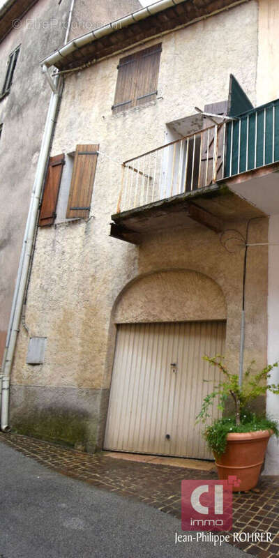 Maison à FLASSANS-SUR-ISSOLE