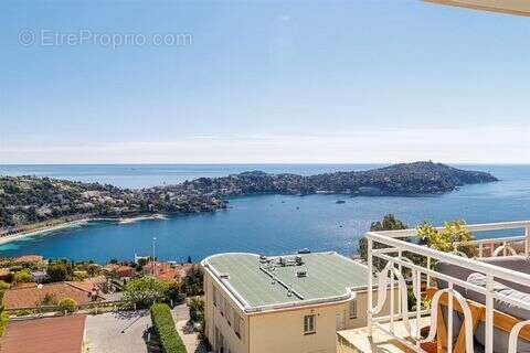 Appartement à VILLEFRANCHE-SUR-MER