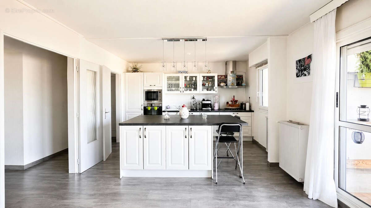 Appartement à MARSEILLE-10E