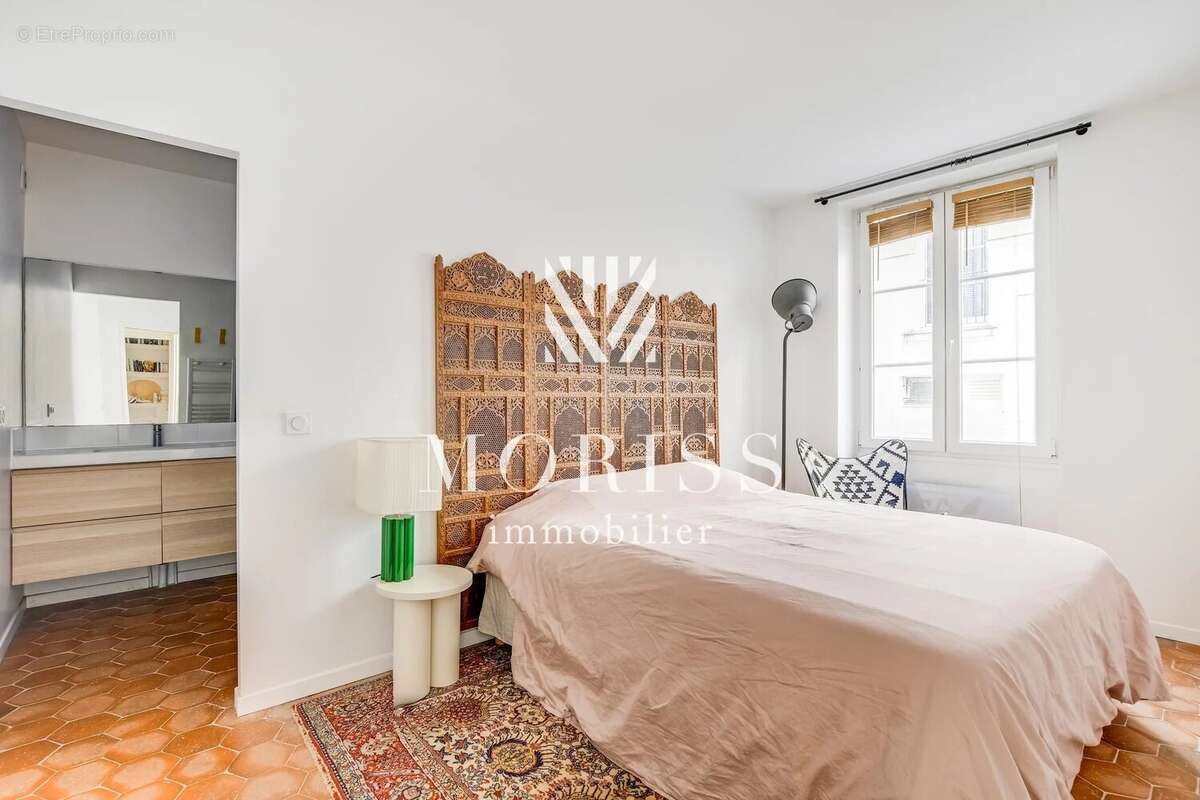 Appartement à PARIS-18E