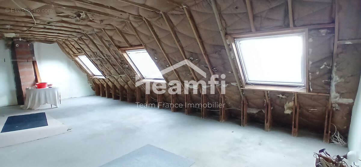 Maison à SAINT-VOUGAY