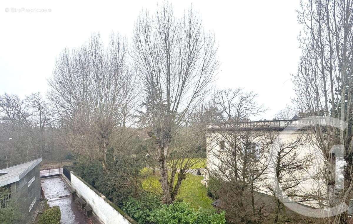 Appartement à FONTENAY-SOUS-BOIS