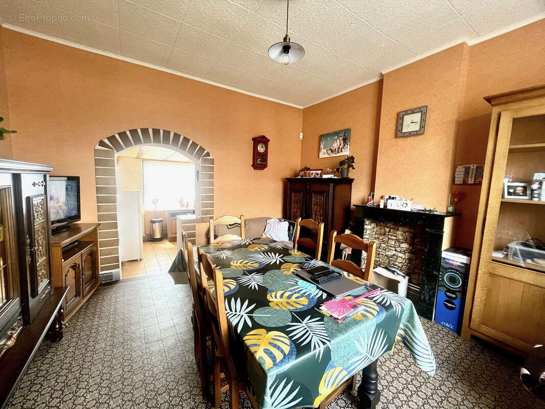 Maison à PREUX-AU-BOIS