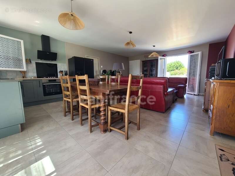 Maison de 2024 terrain clos avec piscine et garage plain pied - photo 4