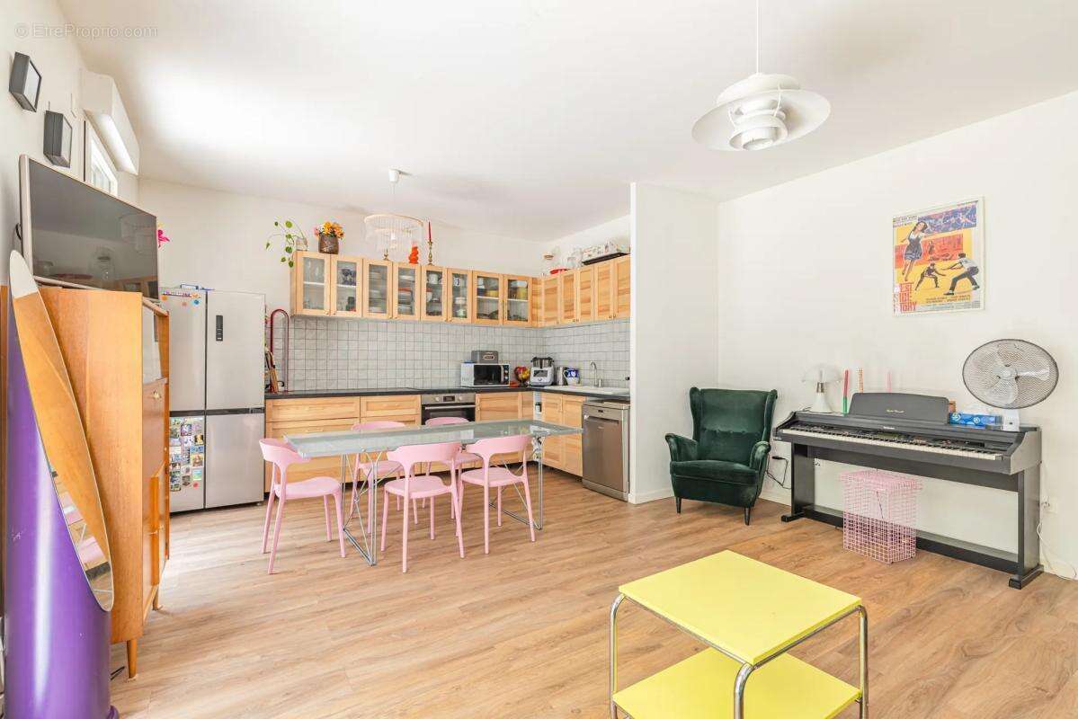 Appartement 3 pièces de 72 m² à Aubervilliers - photo 6
