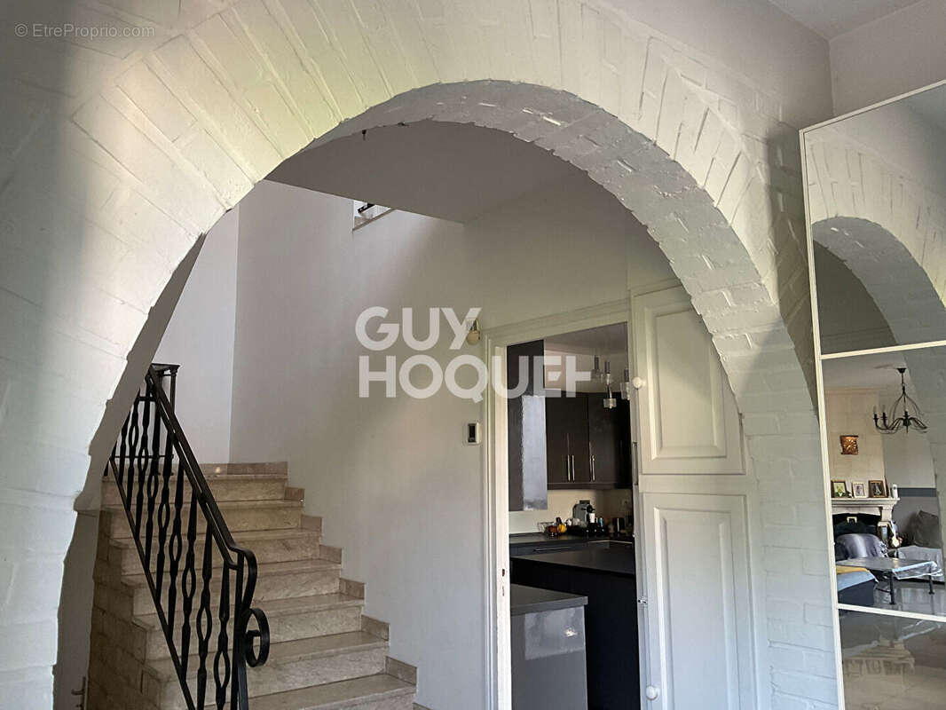 Maison à LE BLANC-MESNIL