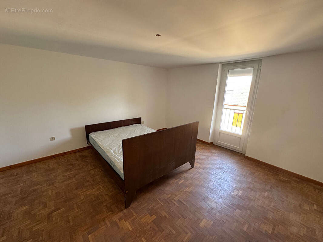 Maison à LE CREUSOT