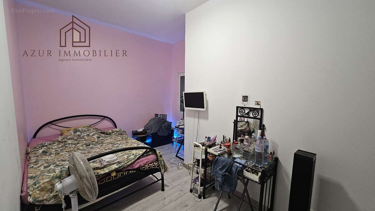 Appartement à LESPIGNAN