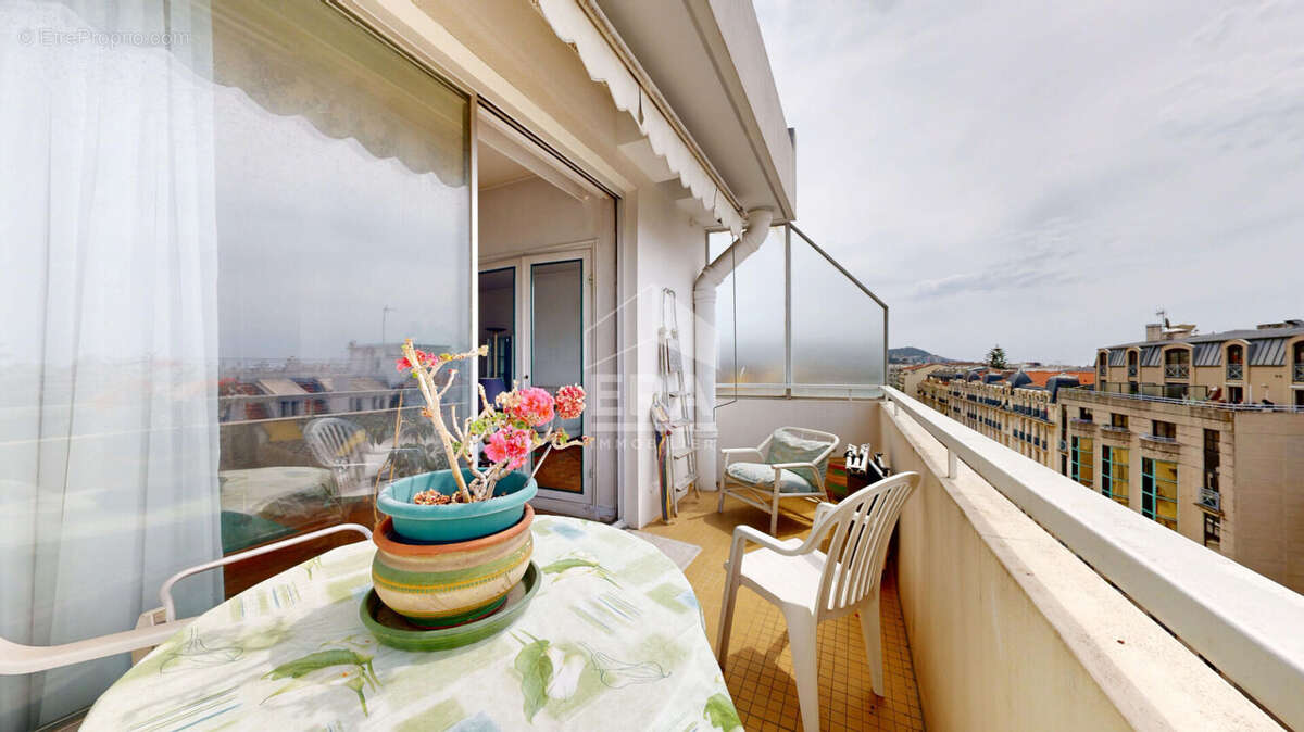 Appartement à NICE