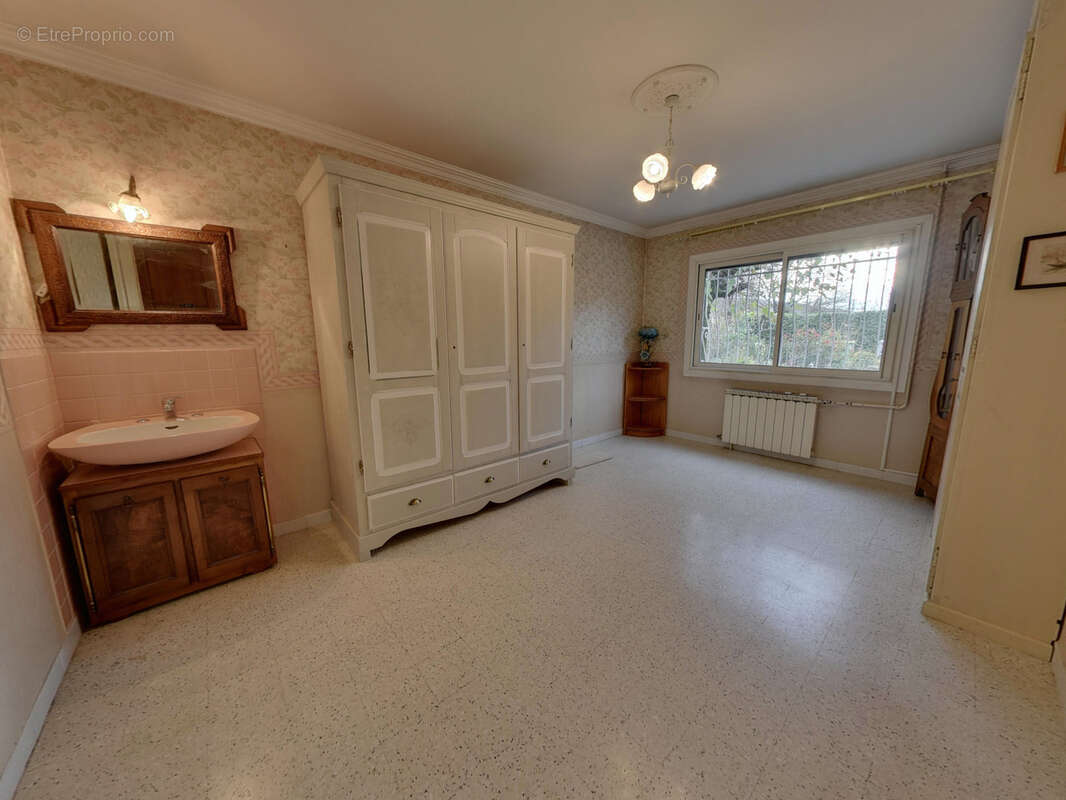 Maison à ECHIROLLES