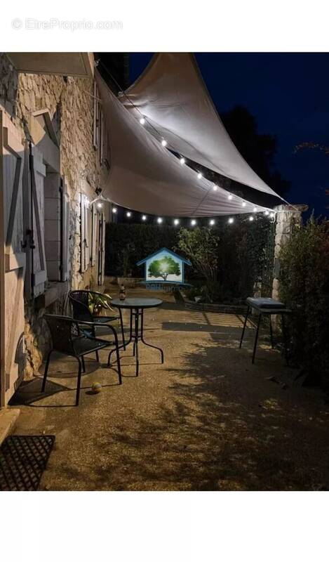 Maison à MONTALIEU-VERCIEU