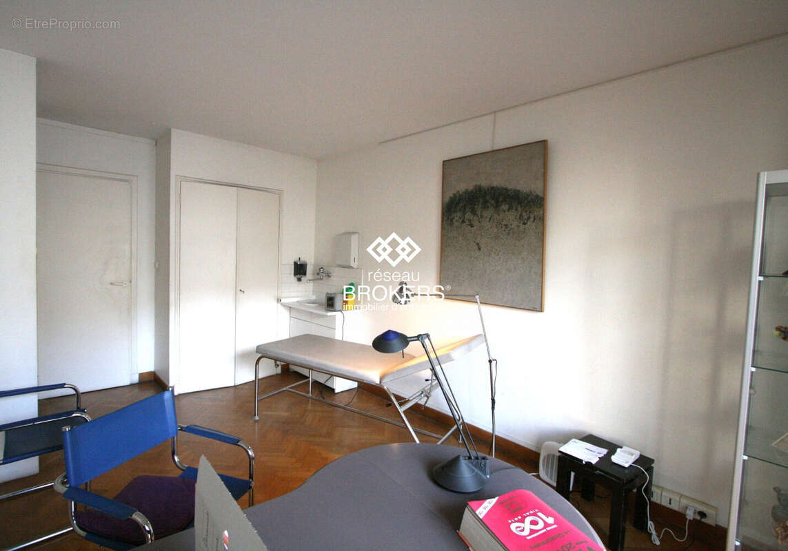 Commerce à MARSEILLE-6E