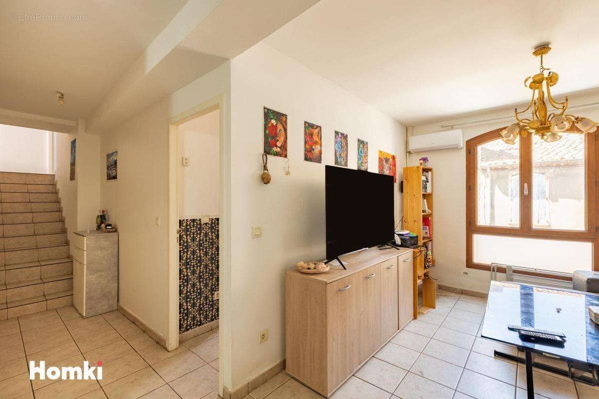 Maison à COURSAN