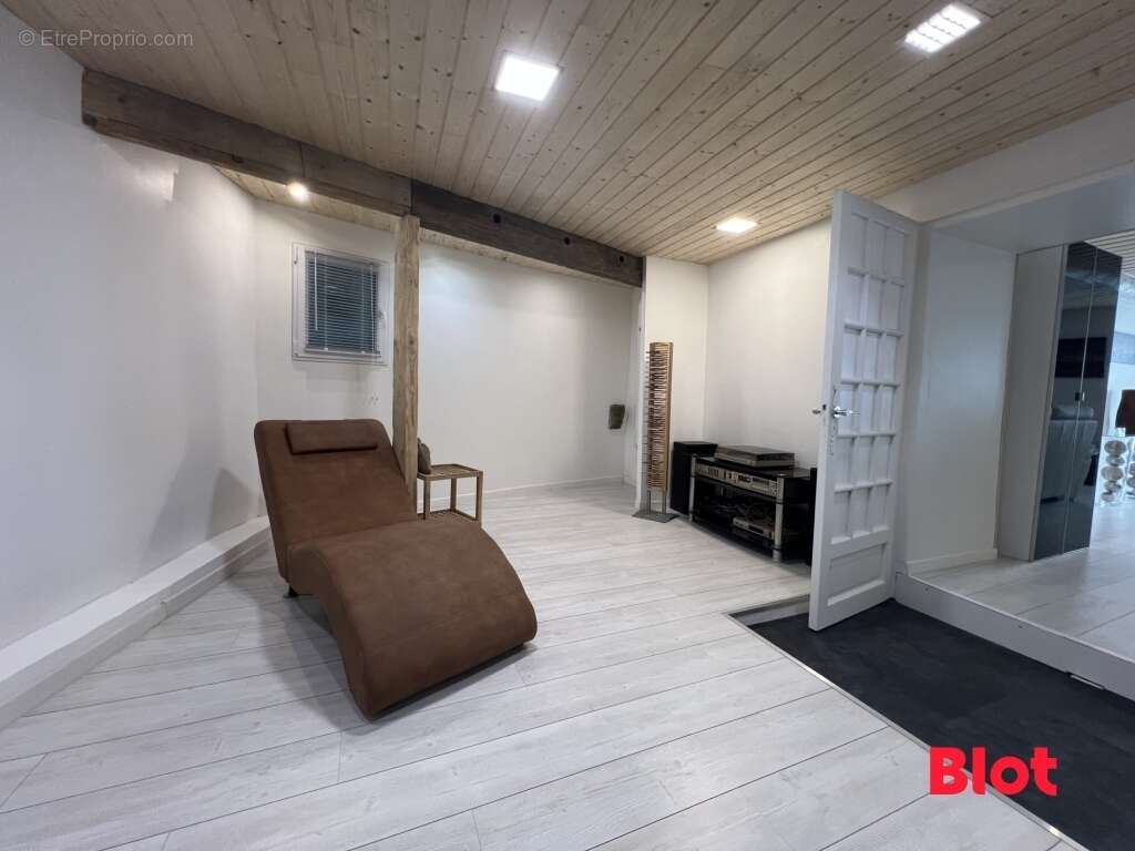 Maison à SAINT-NOLFF