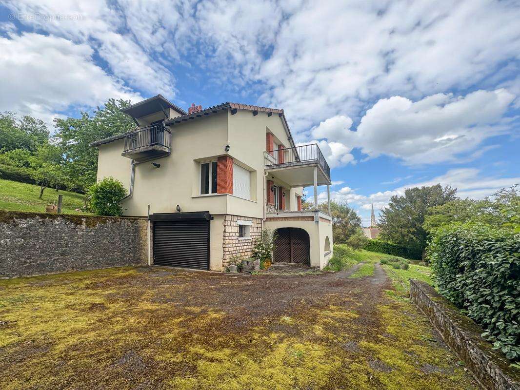 Maison à ANTIGNY