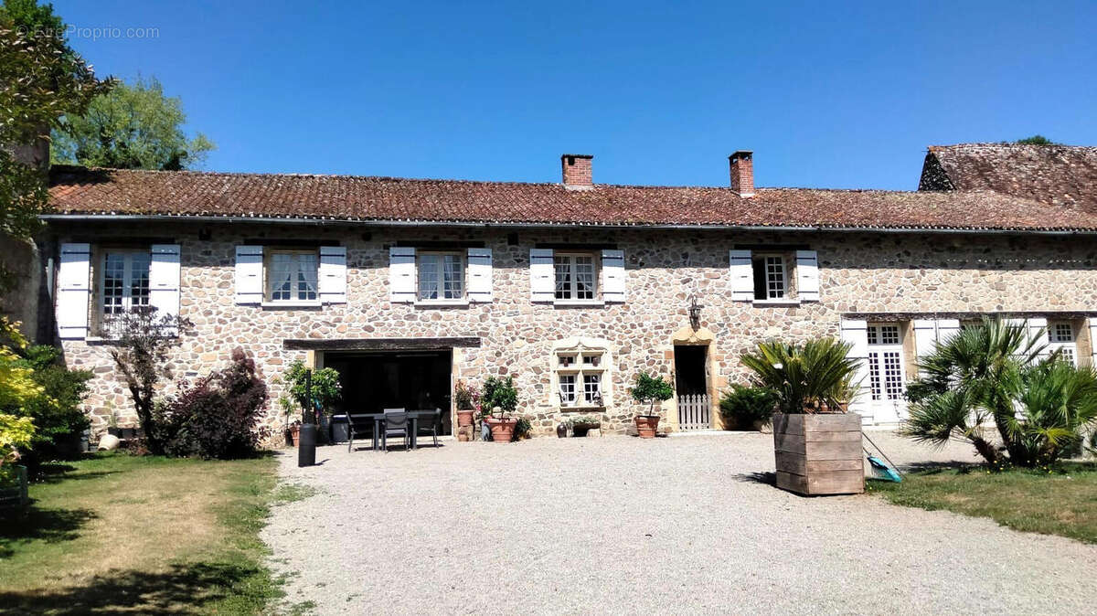 OVERVIEW - Maison à ANSAC-SUR-VIENNE