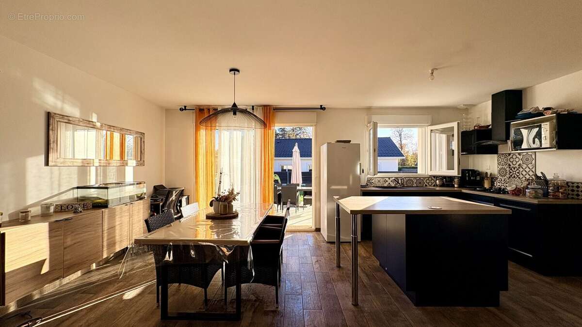 Maison à LES ABRETS