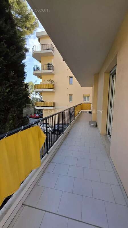 Appartement à CAP-D'AIL