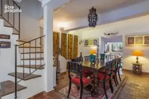 Grimaud : Maison de village 250 M2 avec terrasse, maison d'hôtes ou particulier - photo 7