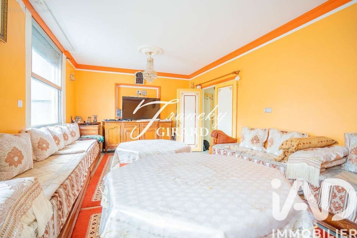 Photo 2 - Appartement à SARCELLES