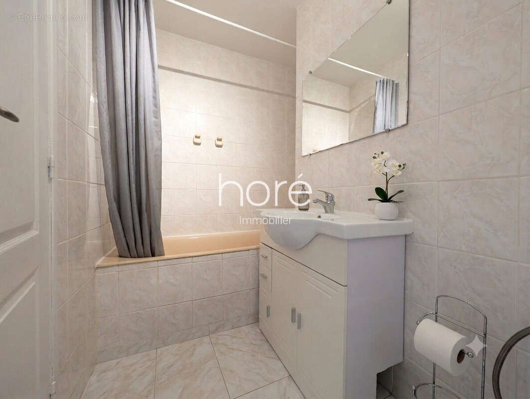 Appartement 108 m² à Cergy  - photo 7