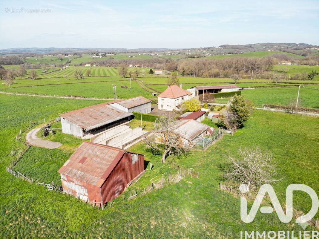 Photo 1 - Maison à CHANDON