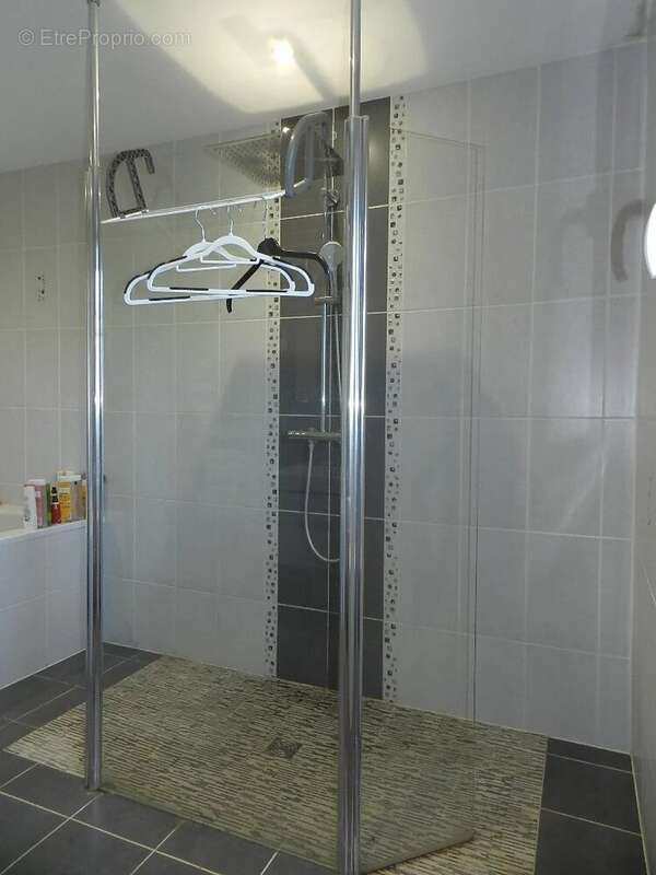 Maison à FRESNEY-LE-VIEUX