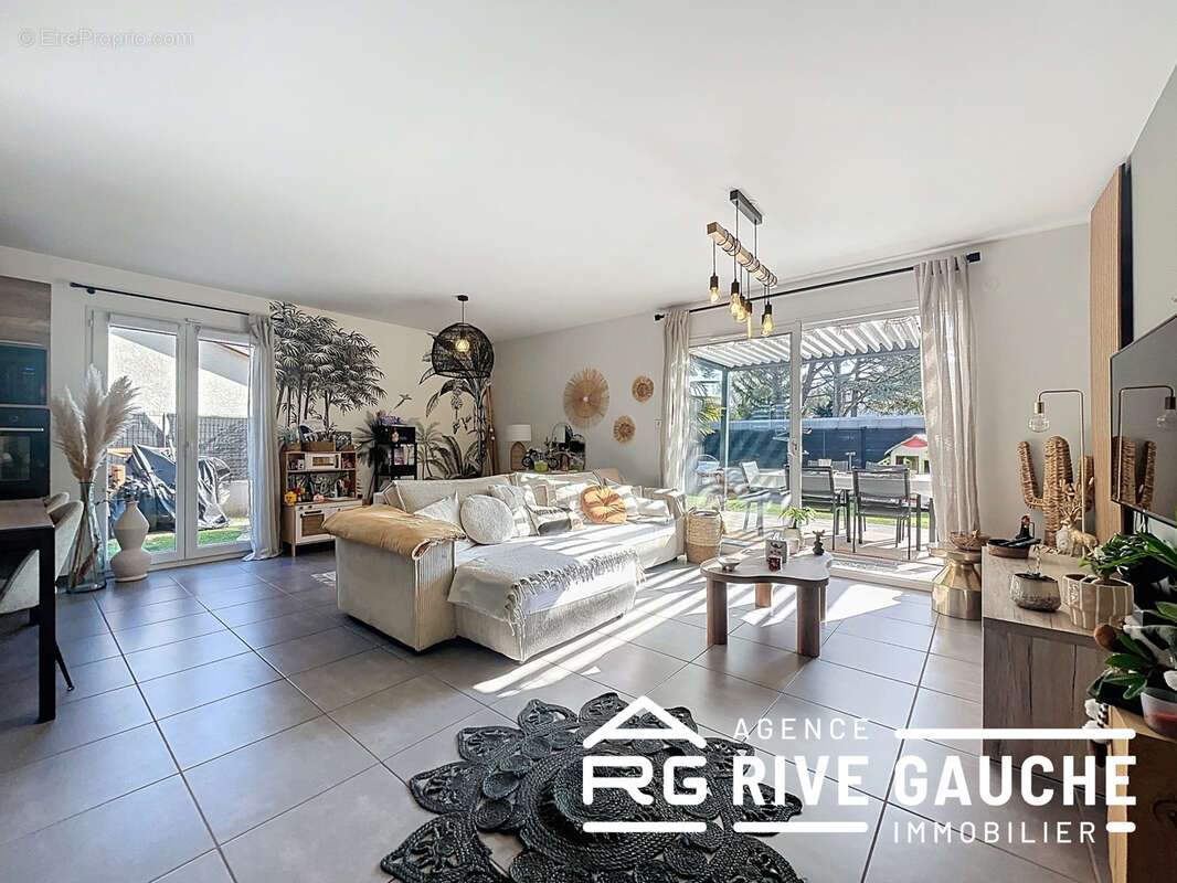 Maison à SAINT-MAURICE-L'EXIL