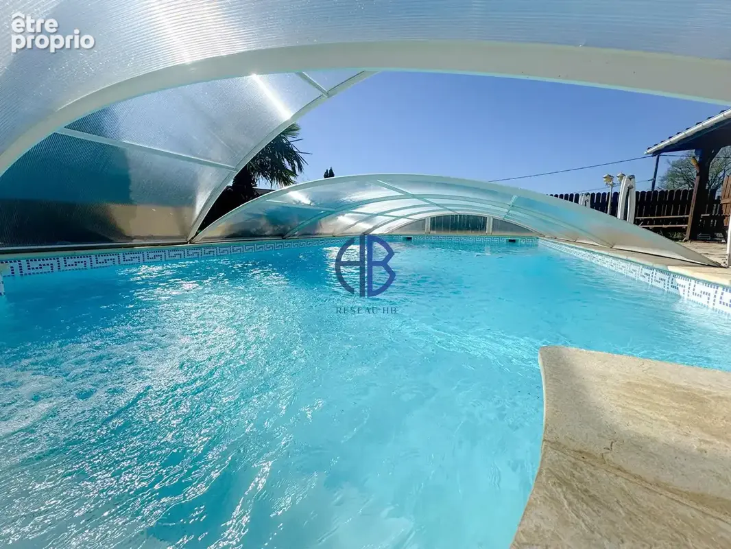 Plain-pied 4 chambres , terrain constructible PISCINE - photo 2