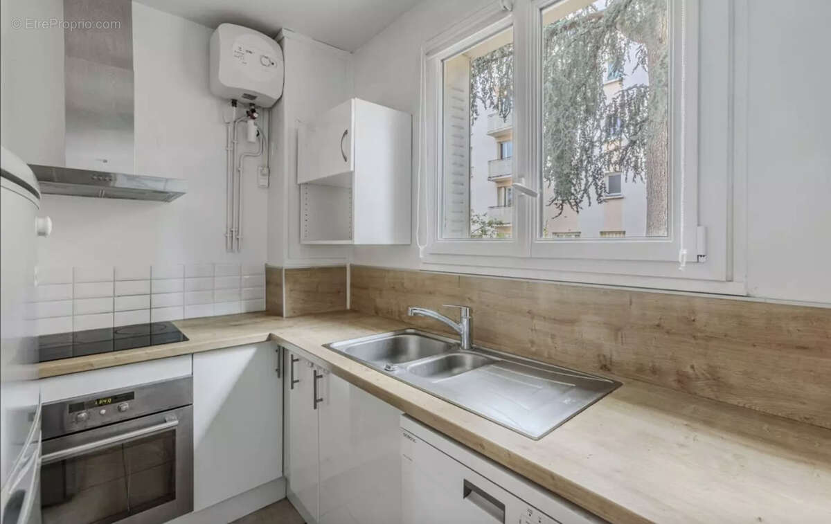 Appartement à ASNIERES-SUR-SEINE